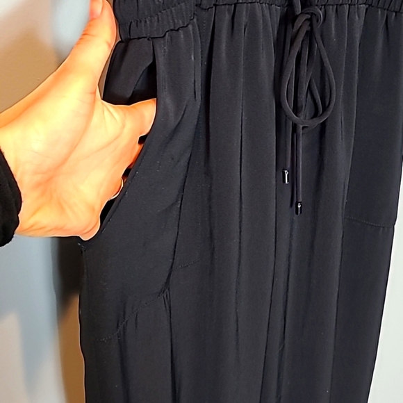 Black Sleeveless Jumpsuit - Picture 6 of 9